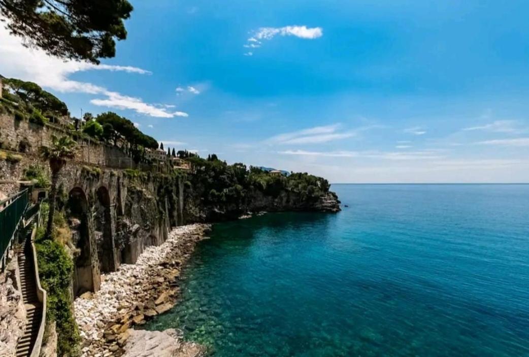 Pieve Ligure A Picco Sul Mare Con Piscina Villa Regina Zewnętrze zdjęcie