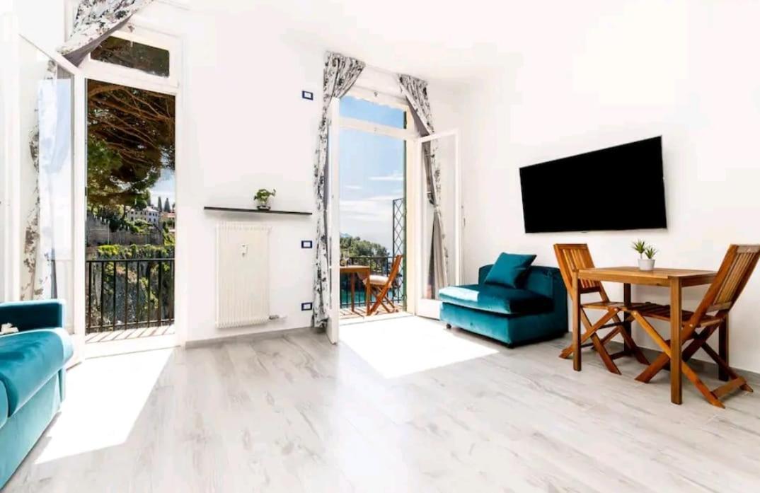 Pieve Ligure A Picco Sul Mare Con Piscina Villa Regina Zewnętrze zdjęcie